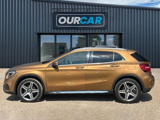 Mercedes-Benz GLA Class 2017 1.6 Gla200 Amg Line Premium Plus Suv Pe Beige #6