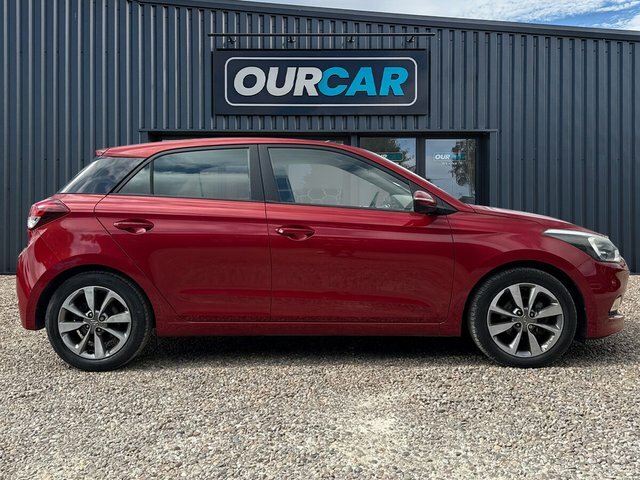 Hyundai I20 2015 1.4 Se Hatchback Euro 6 10 Red #2
