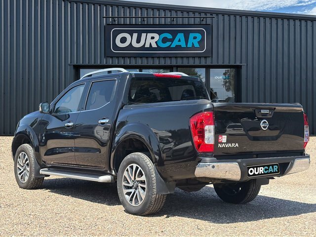 Nissan Navara 2018 2.3 Dci Tekna Pickup Double Cab Au ML68YVY Black #5