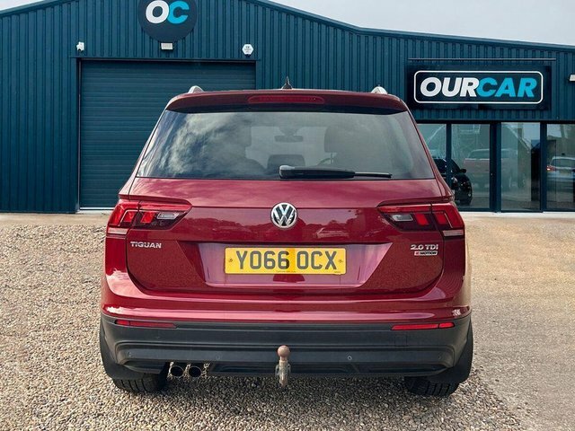 Volkswagen Tiguan 2016 2.0 Tdi Bluemotion Tech Se Navigation Suv Red #4