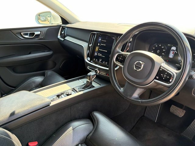 Volvo V60 V60 Momentum D3 Grey #15