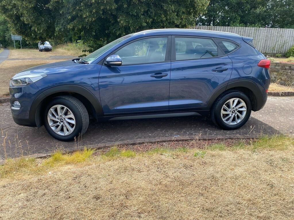 Hyundai Tucson Se Nav Black #2