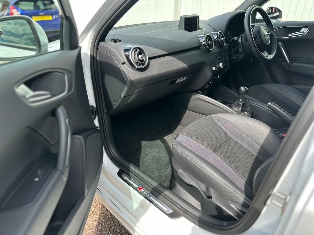 Audi A1 1.4 Tfsi Sport Sportback Euro 5 Black #53