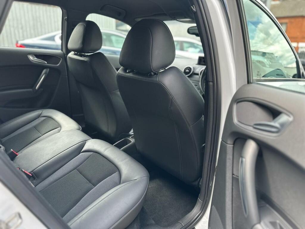 Audi A1 1.4 Tfsi Sport Sportback Euro 5 Black #21