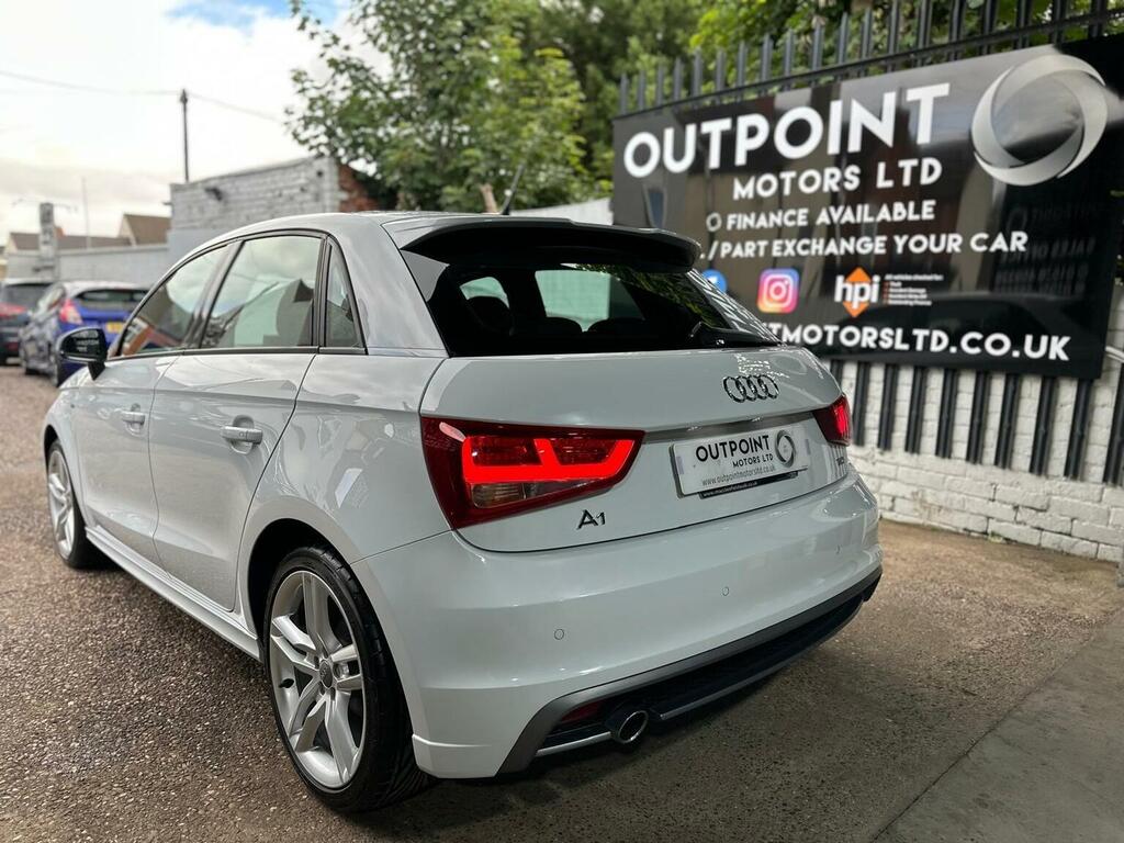 Audi A1 1.6 Tdi S Line Sportback Euro 5 Ss White #6