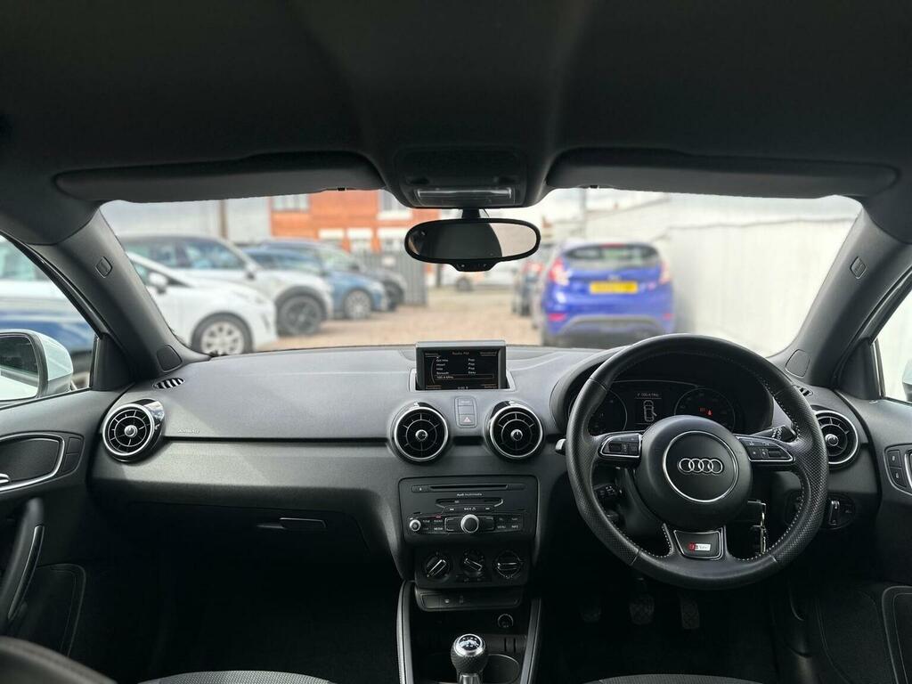 Audi A1 1.4 Tfsi Sport Sportback Euro 5 Black #13