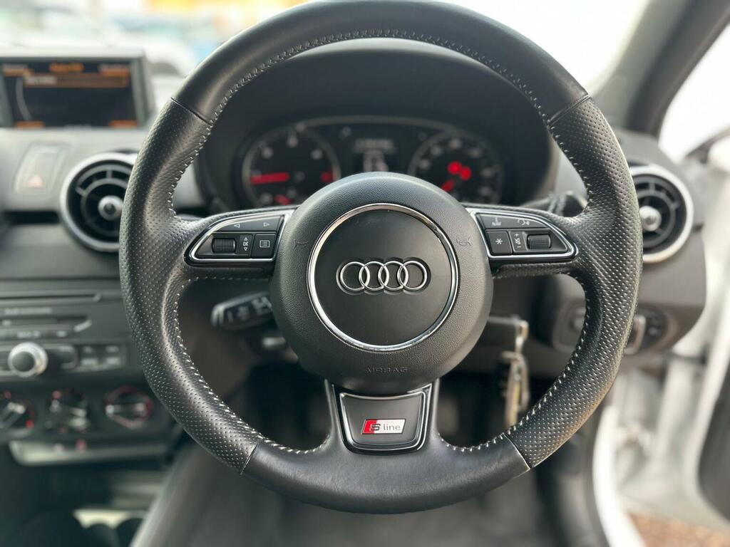 Audi A1 1.4 Tfsi Sport Sportback Euro 5 Black #45