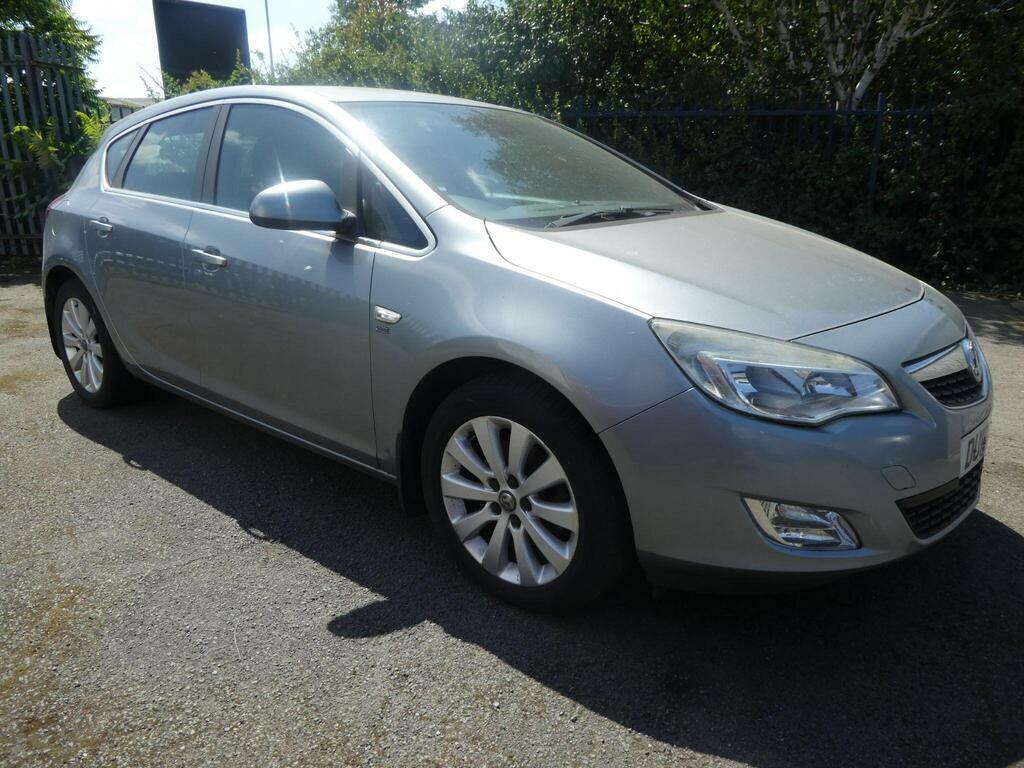 Vauxhall Astra 2.0 Cdti Se Euro 5 Silver