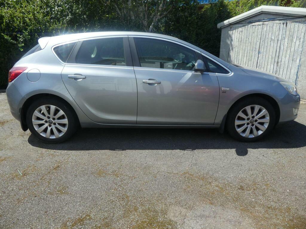 Vauxhall Astra 2.0 Cdti Se Euro 5 Silver #2