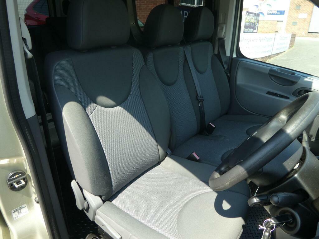 Peugeot Expert Tepee 2L Null Silver #11