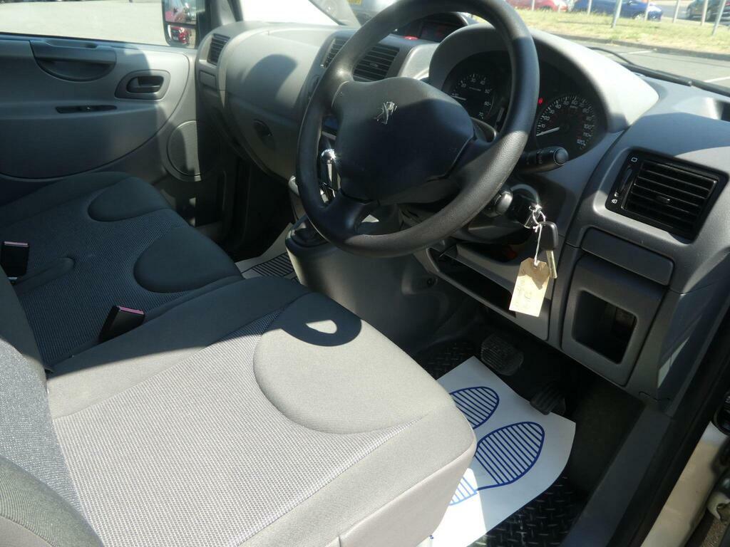 Peugeot Expert Tepee 2.0 Hdi Comfort L1 Gold #5