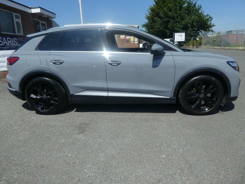 Audi Q4 E Tron 40 S Line SH20ANS Grey #4