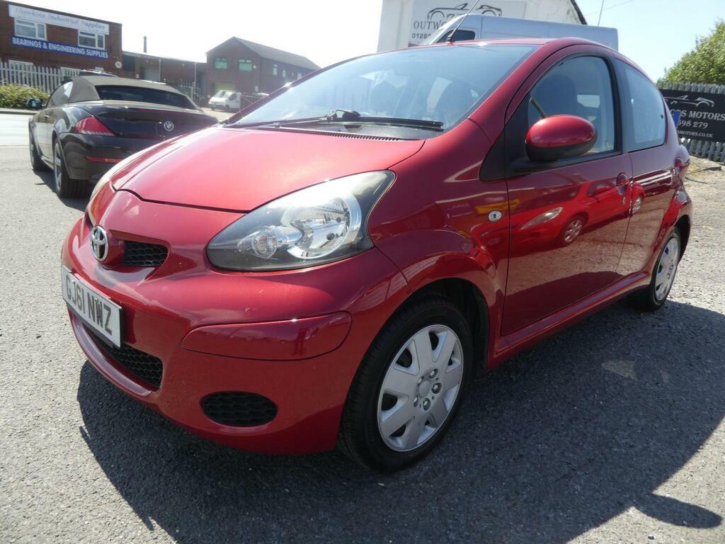 Toyota Aygo 1.0 Vvt-i Ice Euro 5 Red