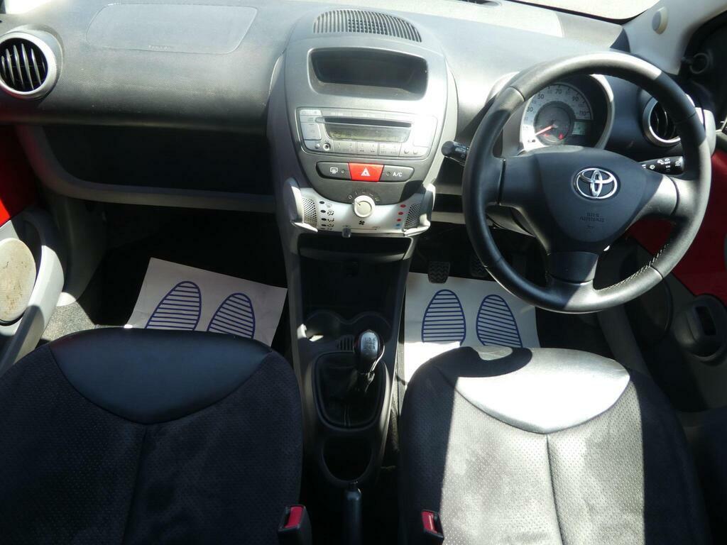 Toyota Aygo 1.0 Vvt-i Ice Euro 5 Red #6