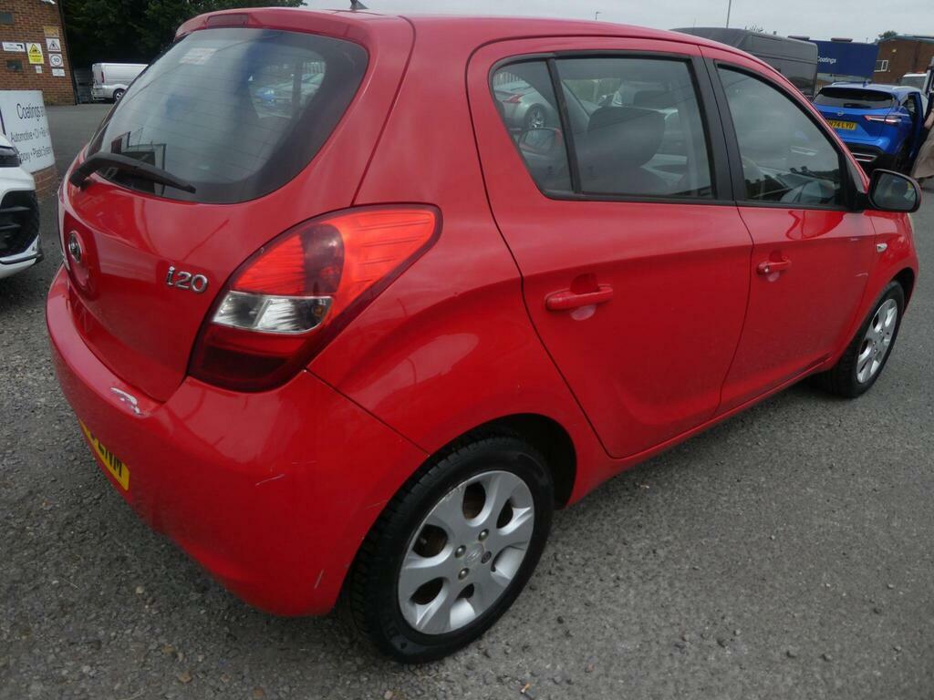 Hyundai I20 Hatchback Black #8