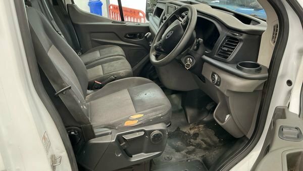Ford Transit Custom 2L Leader YC22YMT White #4