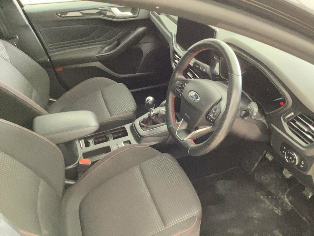 Ford Focus 1L St-line Black #6