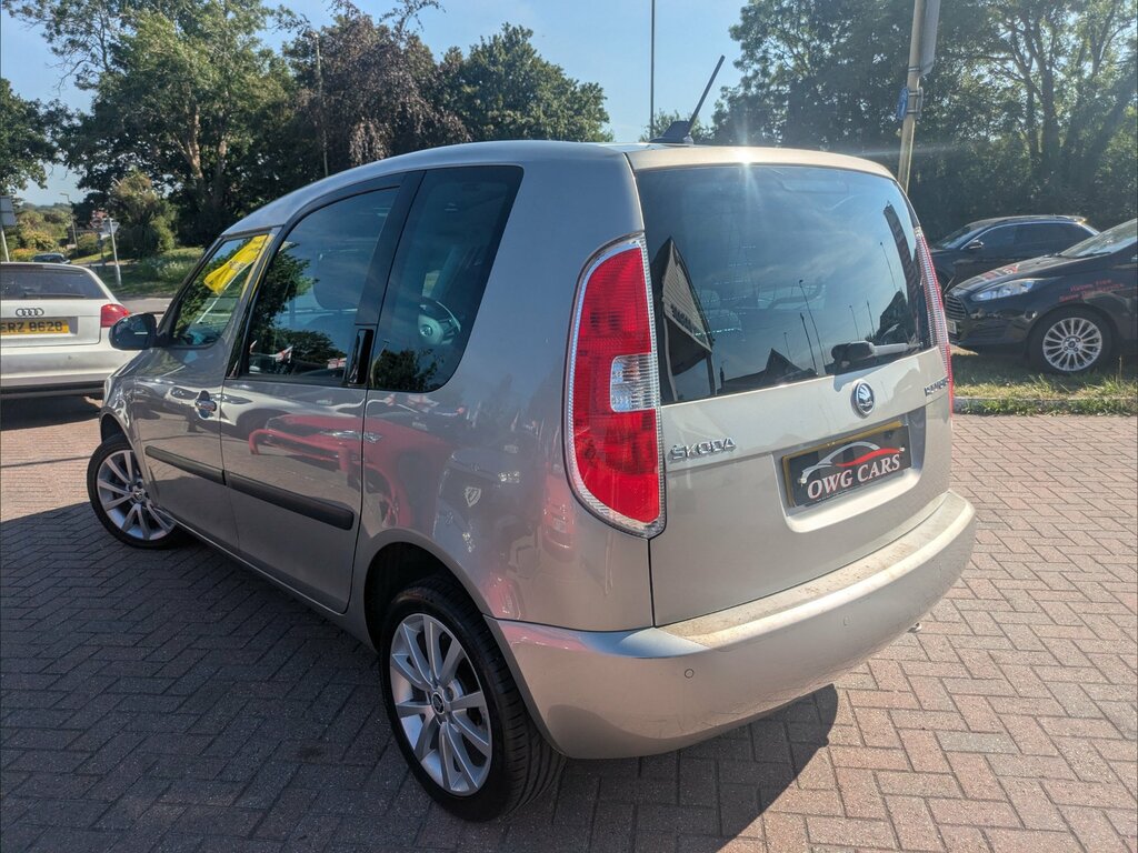 Skoda Roomster 1.2 Tsi Se Mpv Dsg Euro 5 105 Ps Beige #5