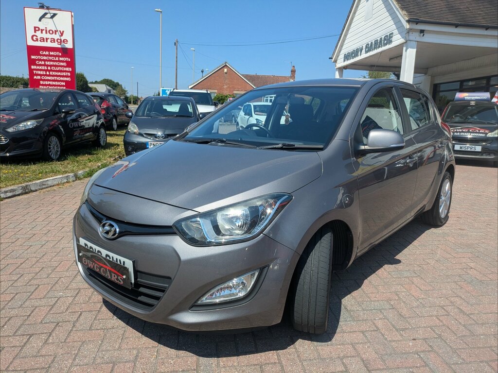 Hyundai I20 1.2 Active Hatchback Euro 5 85 Grey #3