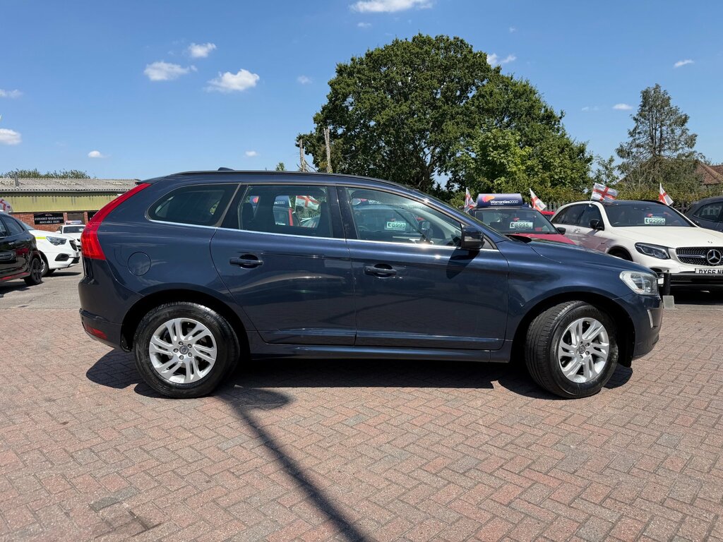 Volvo XC60 Suv Blue #8