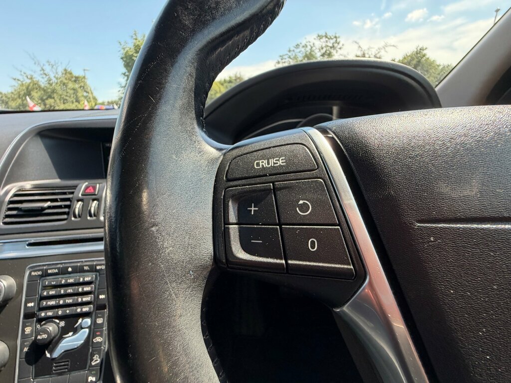 Volvo XC60 Suv Blue #23