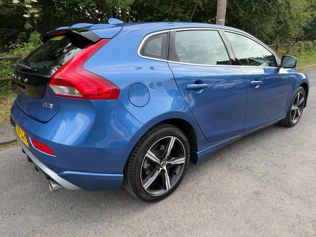 Volvo V40 2.0 D2 R-design Euro 6 S S Blue #3
