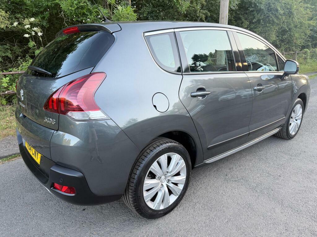 Peugeot 3008 Blue Hdi Ss Allure Black #3