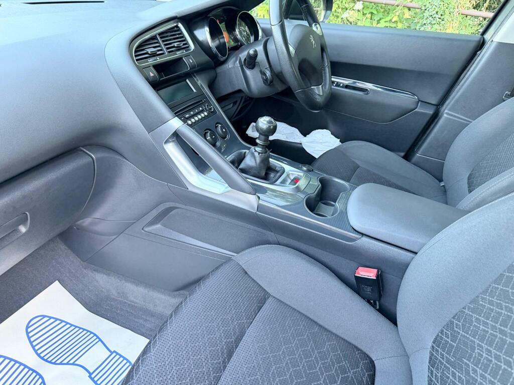 Peugeot 3008 Blue Hdi Ss Allure Black #19