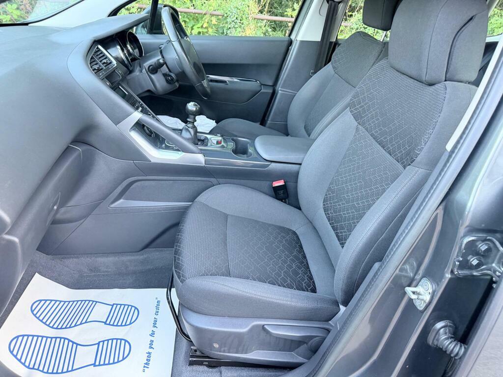 Peugeot 3008 Blue Hdi Ss Allure Black #17