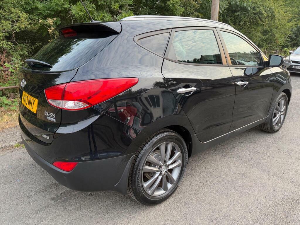 Hyundai Ix35 2.0 Crdi Premium 4Wd Euro 5 Black #3
