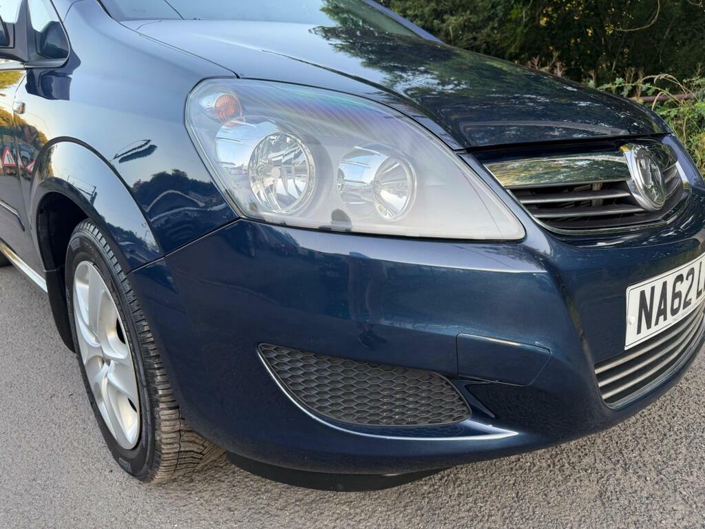 Vauxhall Zafira 1.6 16V Exclusiv Euro 5 Blue #5