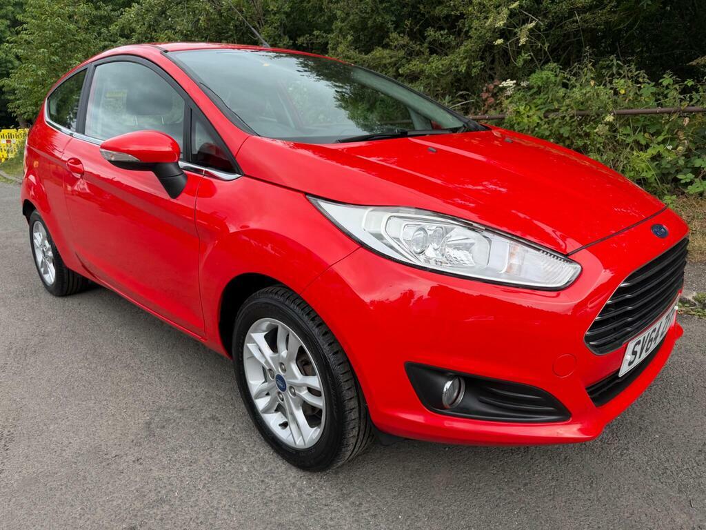 Ford Fiesta 1.25 Zetec Euro 5 Red