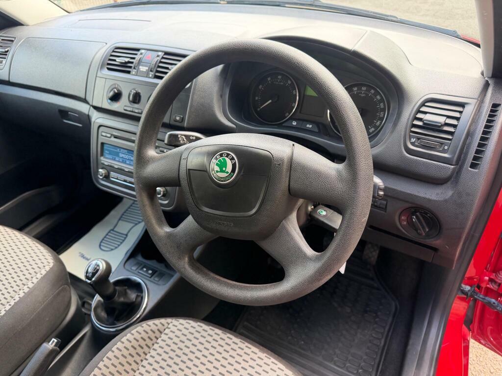 Skoda Fabia 1.9 Tdi Pure Drive 3 Estate 129 Black #17