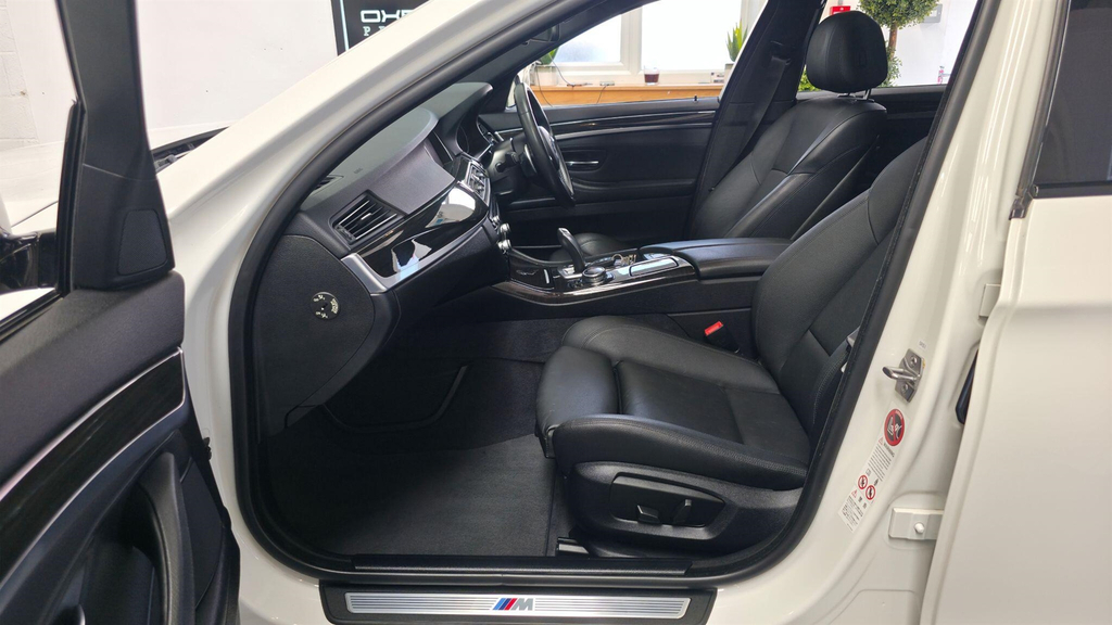 BMW 5 Series 520D Se Blue #45