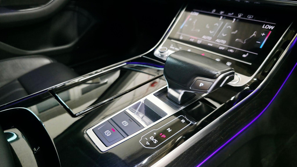 Audi A8 3.0 Tdi Quattro Sport Executive 254 Bhp Black #34