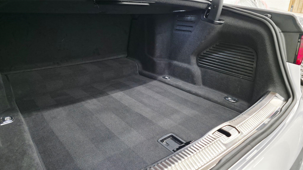 Audi A8 3.0 Tdi Quattro Sport Executive 254 Bhp Black #81