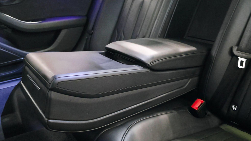 Audi A8 3.0 Tdi Quattro Sport Executive 254 Bhp Black #75