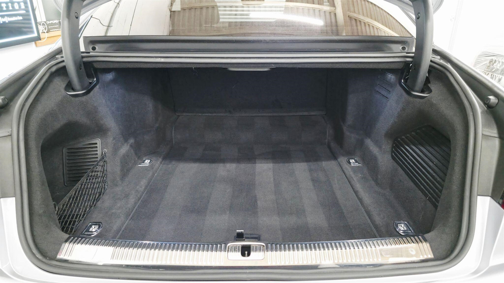 Audi A8 3.0 Tdi Quattro Sport Executive 254 Bhp Black #80