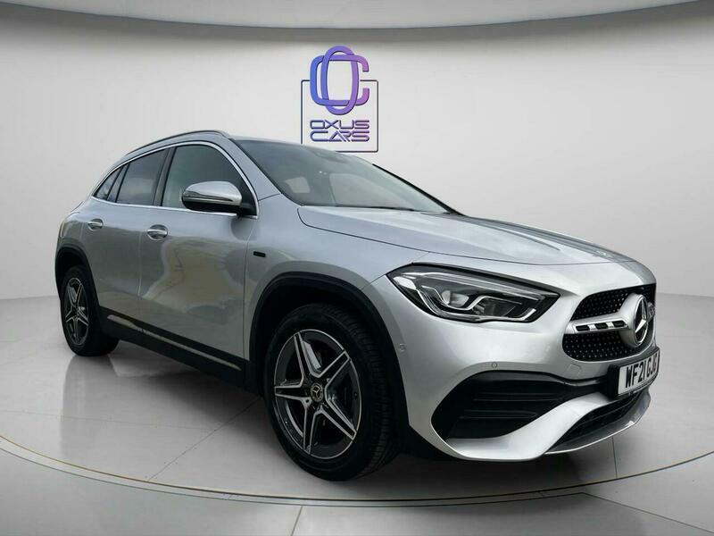 Mercedes-Benz C Class 1.3 Gla250e 15.6Kwh Exclusive Silver