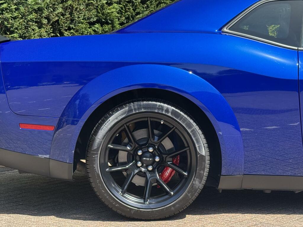 Dodge Challenger Srt Hellcat #13