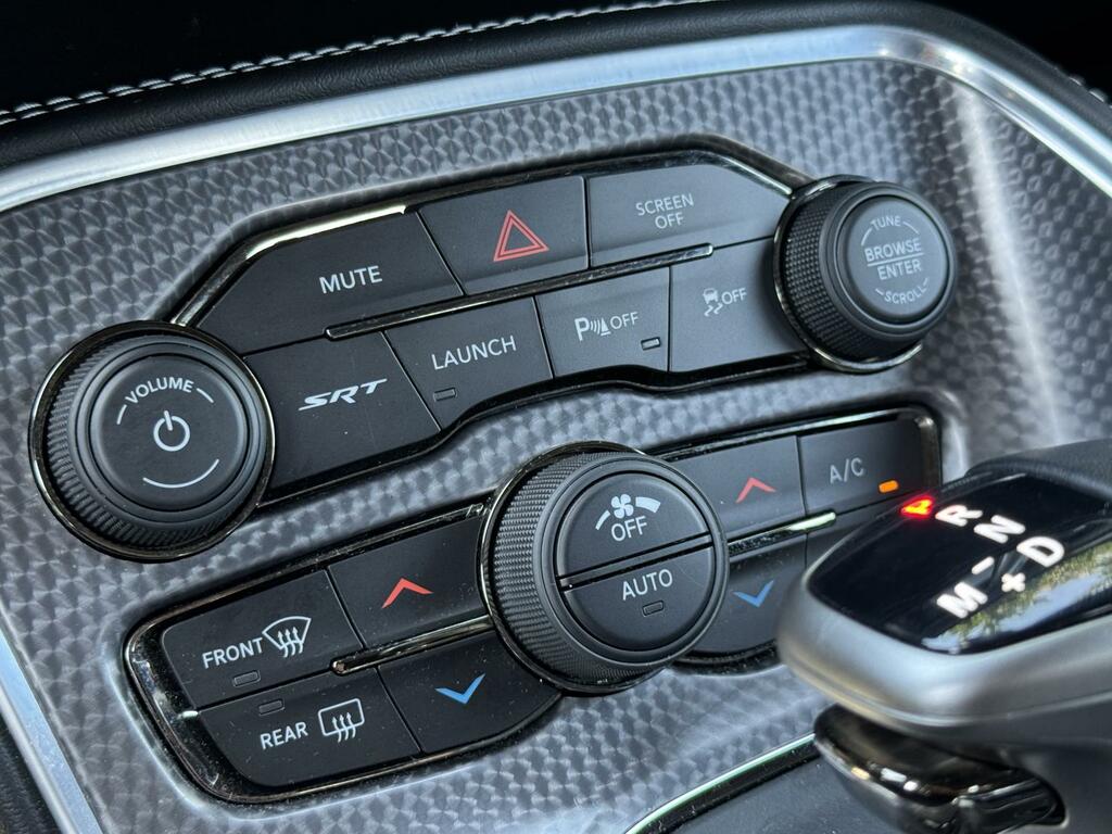 Dodge Challenger Srt Hellcat #9