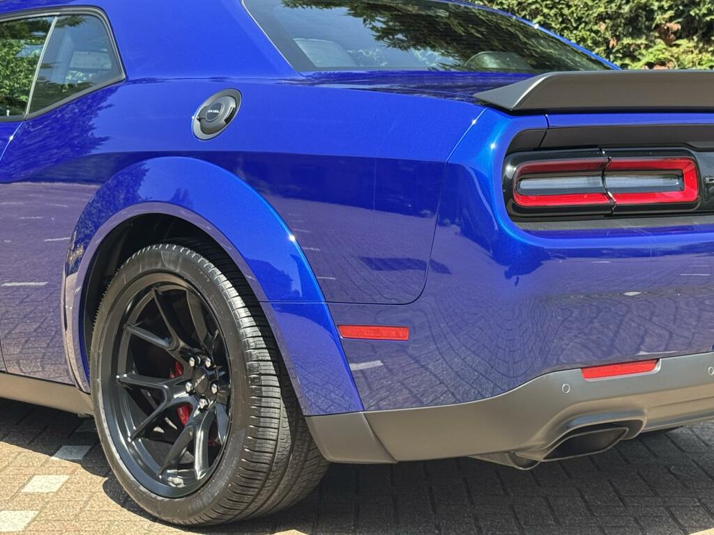Dodge Challenger Srt Hellcat #47