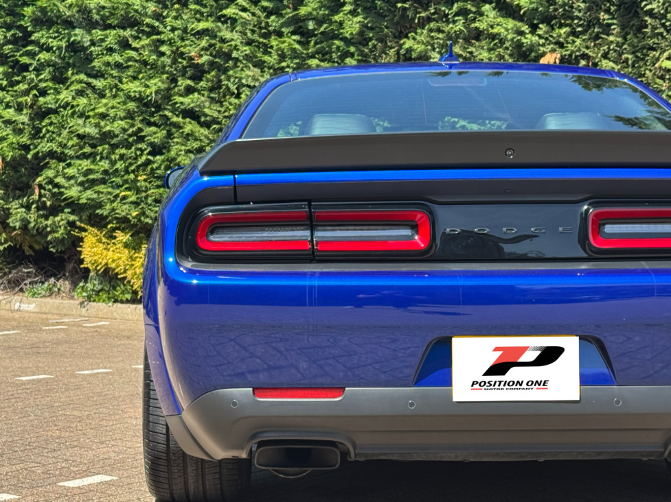 Dodge Challenger Srt Hellcat #48