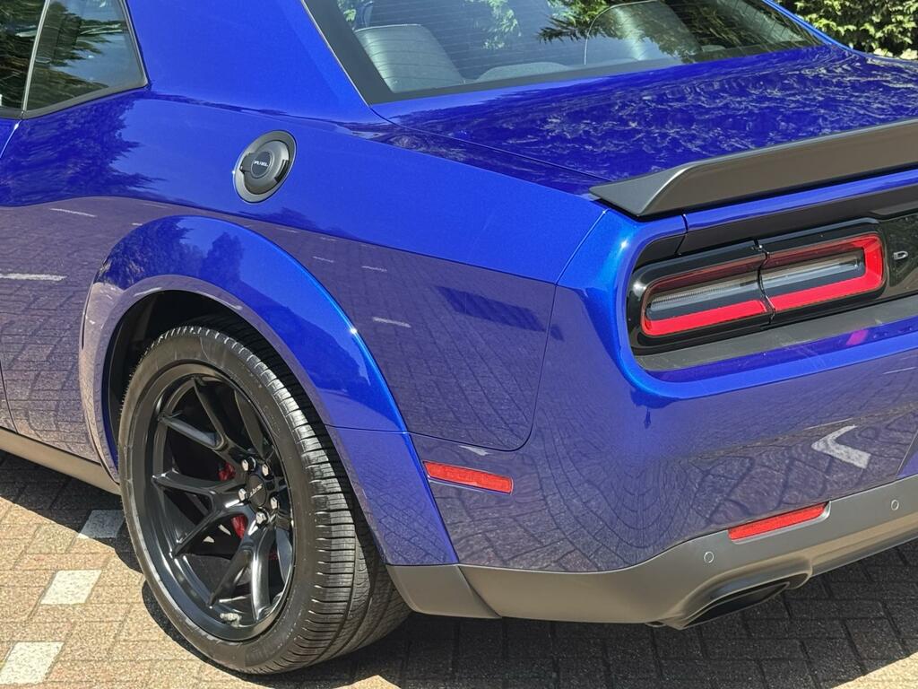 Dodge Challenger Srt Hellcat #46
