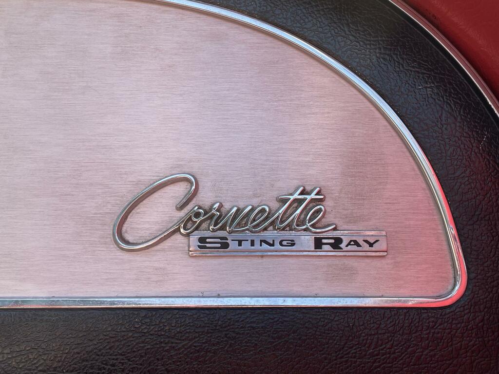 Chevrolet Corvette Stingray Stingray Grey #72