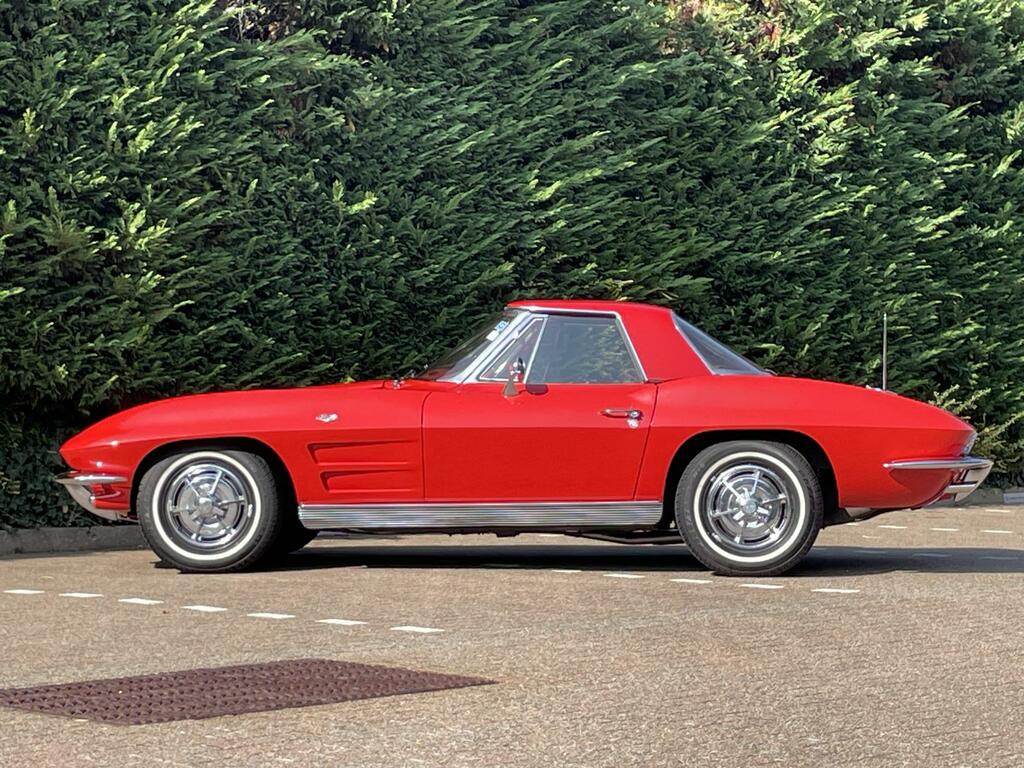 Chevrolet Corvette Stingray Corvette Sting Ray Convertible Red #4