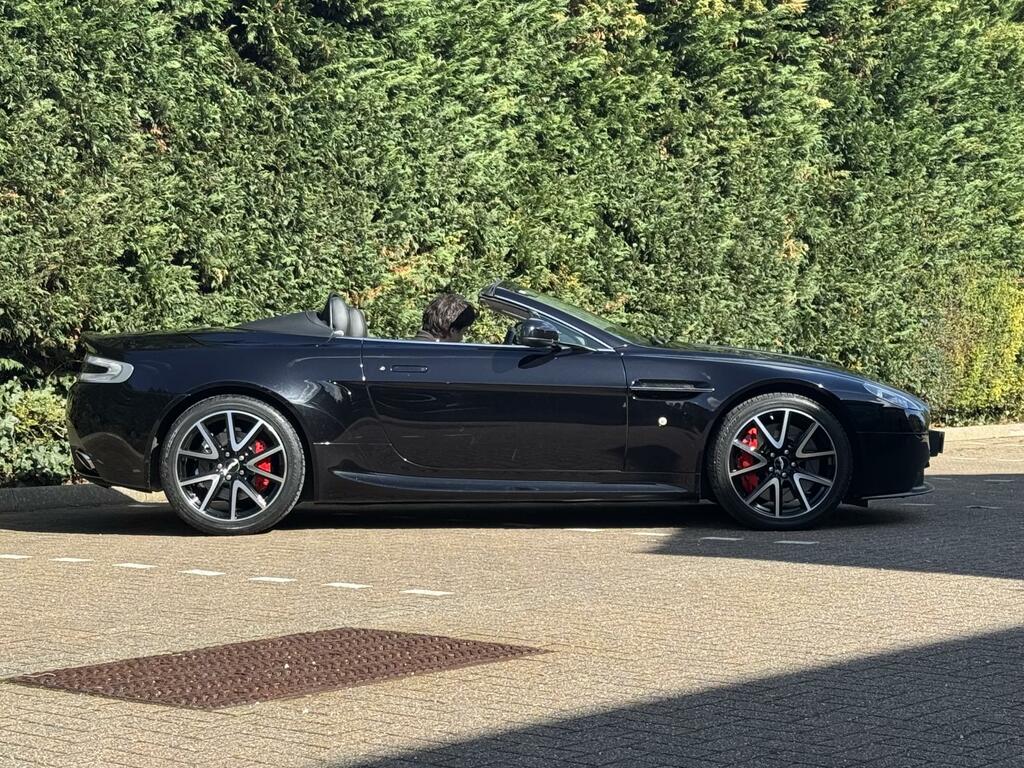 Aston Martin Vantage  Silver #8