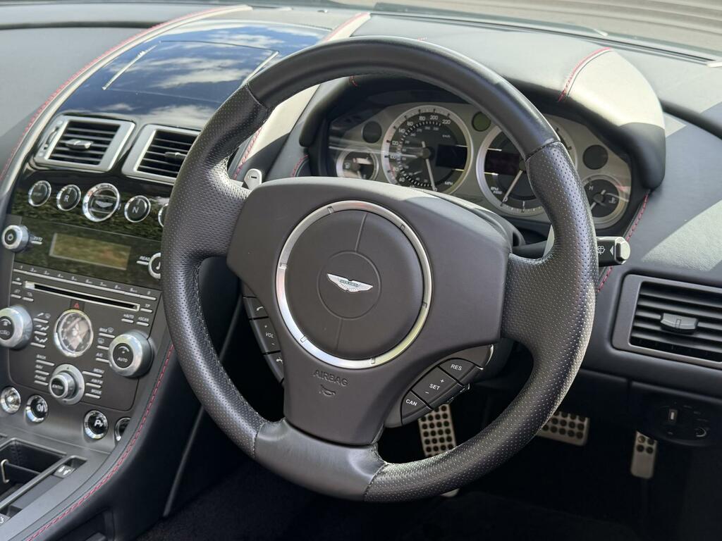 Aston Martin Vantage  Silver #10