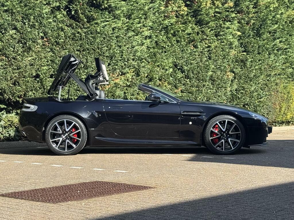 Aston Martin Vantage  Silver #12