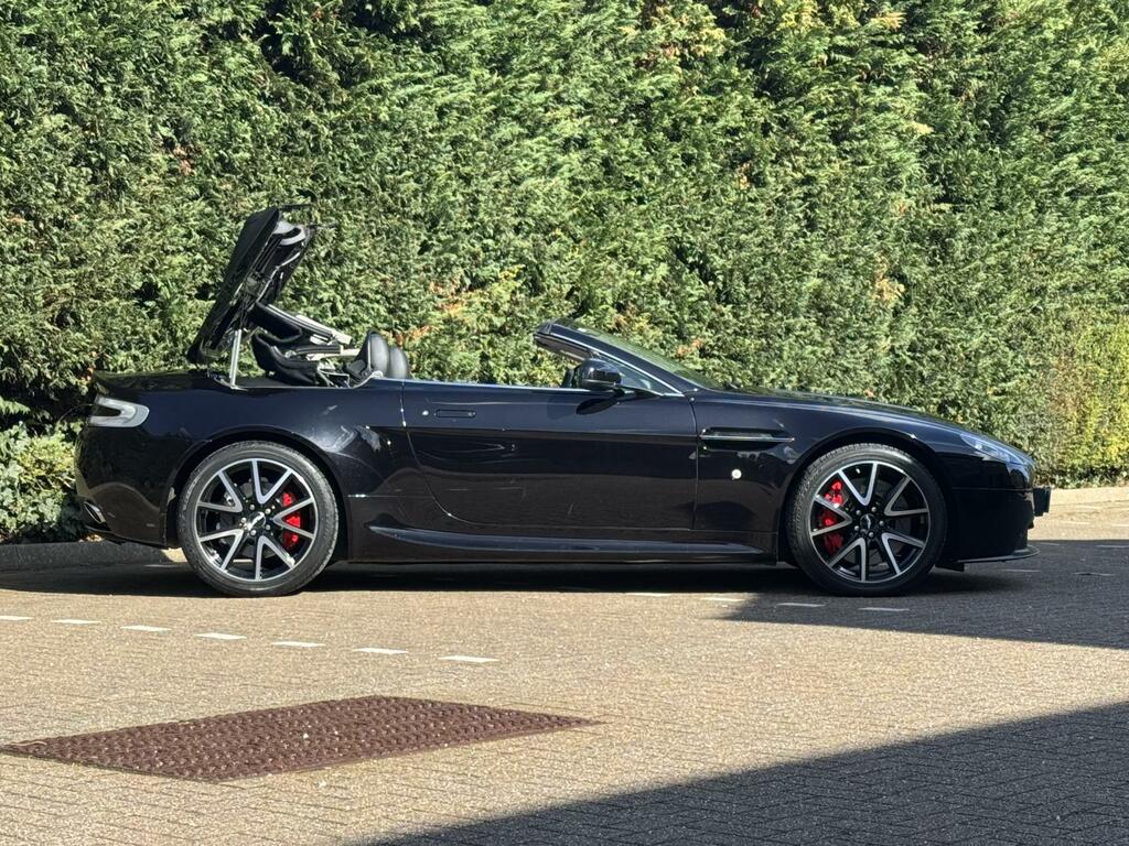 Aston Martin Vantage  Silver #59
